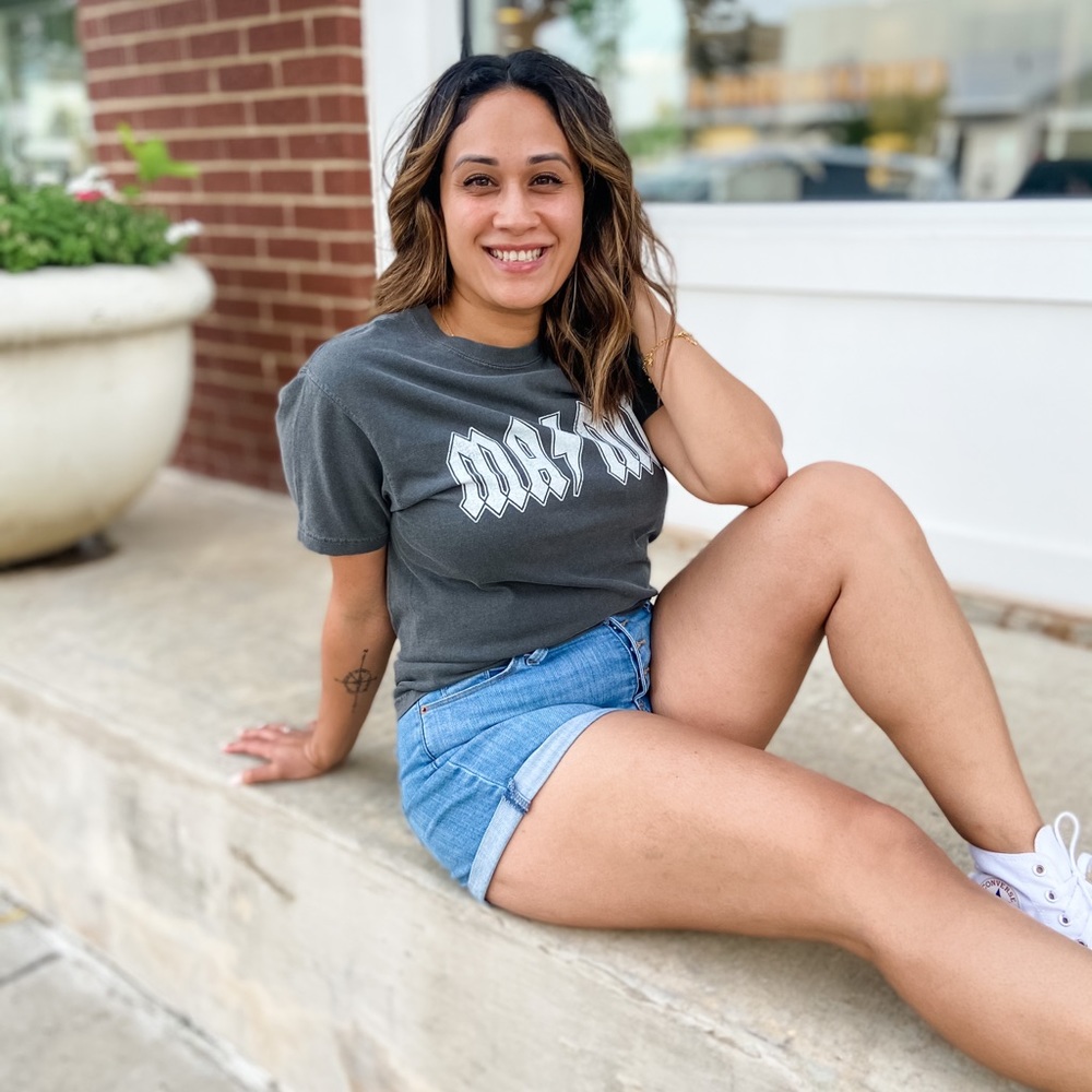 MAMA Graphic Tee